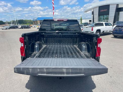 Used 2024 Chevrolet Silverado 1500 Custom image 26