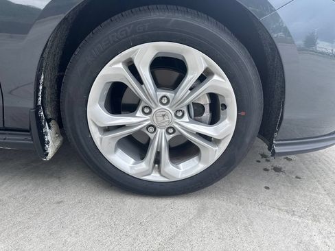Used 2024 Honda Accord LX image 11