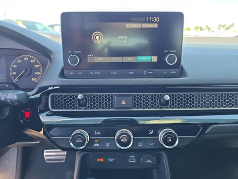 Certified 2024 Honda Civic Sport image 17