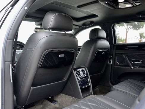 Used 2016 Bentley Flying Spur V8 AWD/4WD image 15