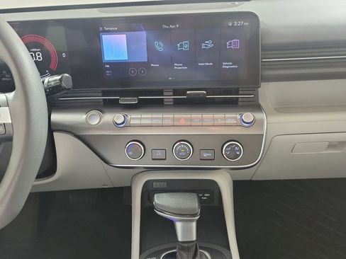 Used 2025 Hyundai Kona SE FWD image 18
