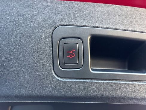 Used 2017 Tesla Model S 75D image 9