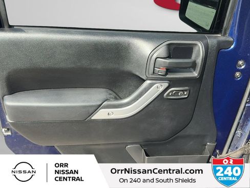 Used 2013 Jeep Wrangler Unlimited Sahara w/ Mopar Chrome Edition Group image 16