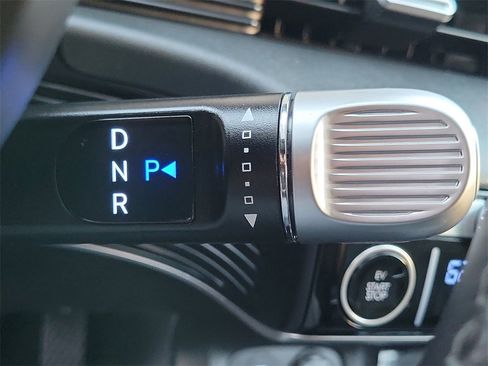 Used 2024 Hyundai Ioniq 5 SEL image 12