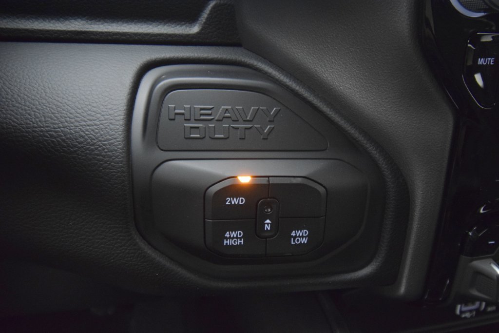 New 2027 RAM 3500 Big Horn AWD/4WD image 26