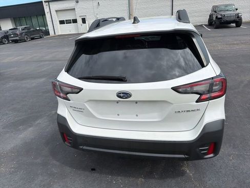 Used 2022 Subaru Outback Premium AWD/4WD image 5