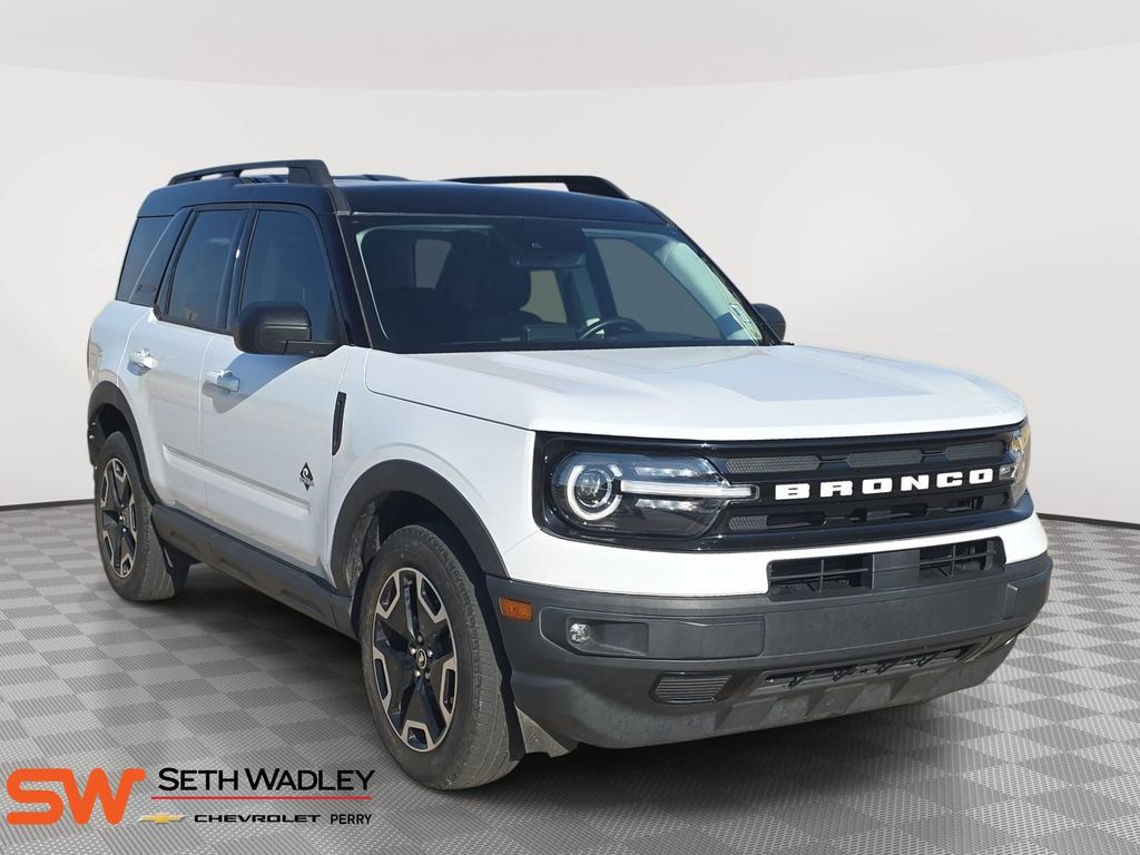 Used 2021 Ford Bronco Sport Outer Banks AWD/4WD image 1