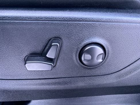 Used 2022 RAM 1500 Big Horn image 12