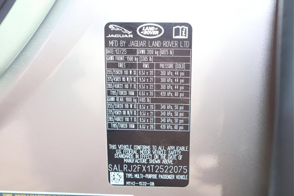 New 2026 Land Rover Discovery S AWD/4WD image 28