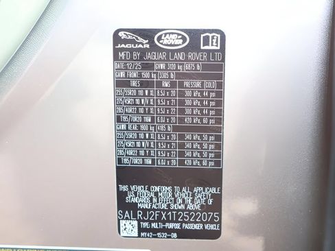 New 2026 Land Rover Discovery S AWD/4WD image 28