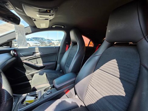 Used 2016 Mercedes-Benz CLA 250 image 12