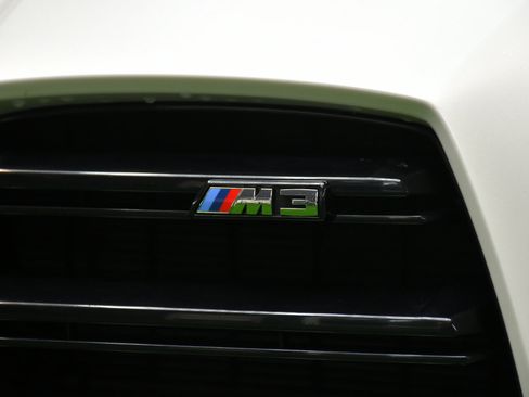 Used 2023 BMW M3 w/ Executive Package image 9