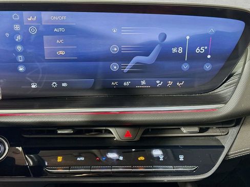 Certified 2025 Buick Envision Preferred image 14