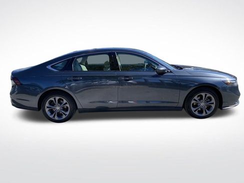 Used 2024 Honda Accord EX image 17