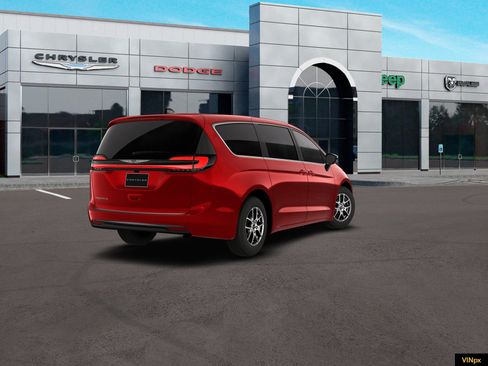 New 2026 Chrysler Pacifica Select image 7