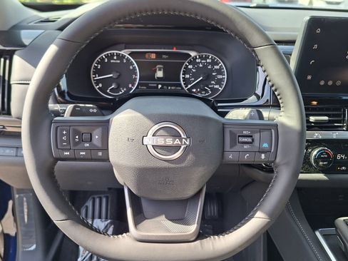New 2026 Nissan Pathfinder SV FWD image 7