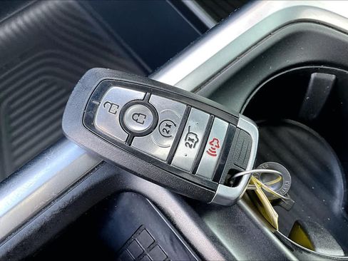 Used 2025 Ford Expedition Max Active RWD image 15