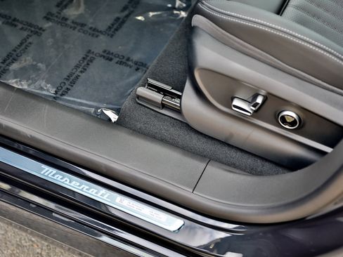 New 2024 Maserati Grecale GT image 20