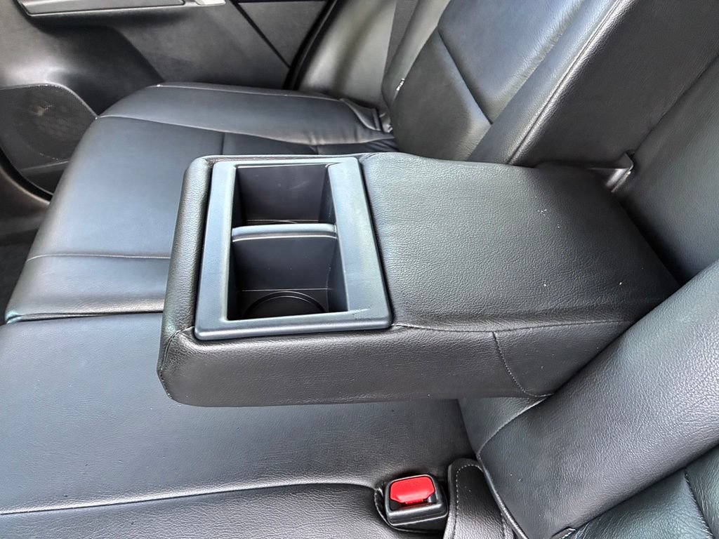Used 2016 Toyota RAV4 XLE AWD/4WD image 28