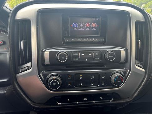 Used 2015 GMC Sierra 2500 SLE w/ SLE Preferred Package image 27