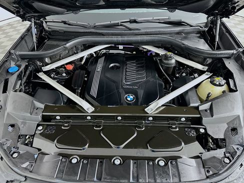 Used 2021 BMW X5 xDrive40i w/ Premium Package image 31