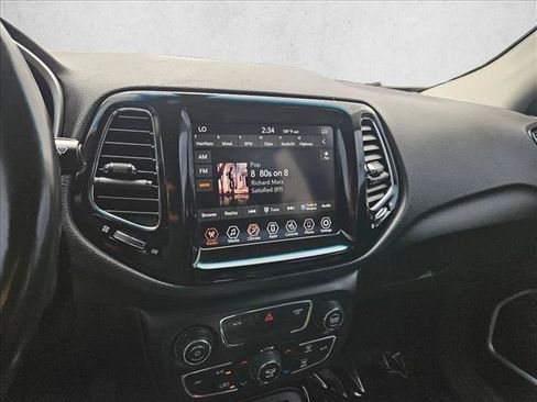 Used 2020 Jeep Compass Limited FWD image 13
