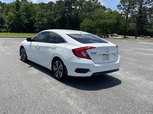 Used 2018 Honda Civic EX-L image 6