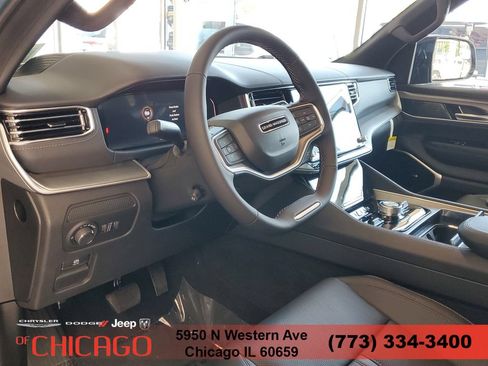 New 2026 Jeep Grand Wagoneer Limited AWD/4WD image 17