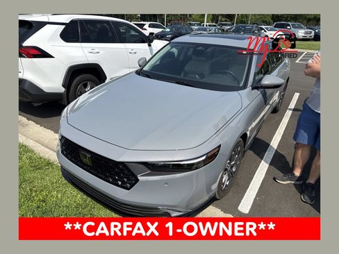 Used 2025 Honda Accord EX-L image 1