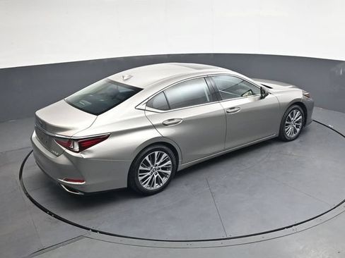 Used 2019 Lexus ES 350 w/ Premium Package FWD image 26