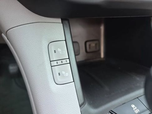 Used 2017 GMC Acadia SLT FWD image 33