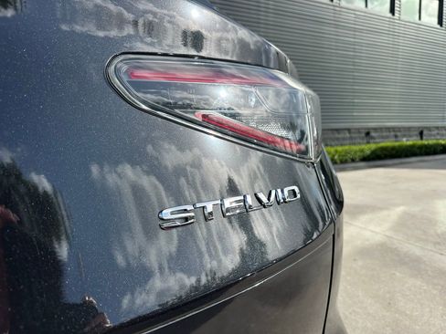 Used 2025 Alfa Romeo Stelvio Sprint AWD/4WD image 14