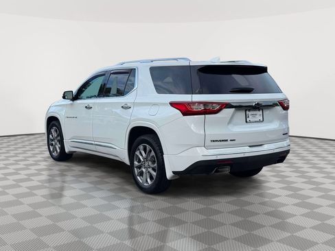 Used 2019 Chevrolet Traverse Premier w/ LPO, Blackout Package AWD/4WD image 5