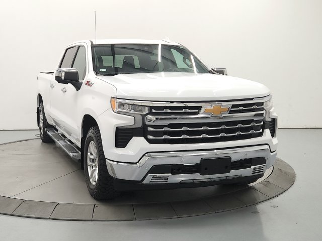Used 2024 Chevrolet Silverado 1500 LTZ AWD/4WD image 3