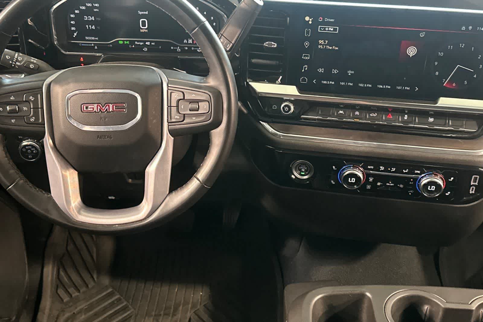 Used 2024 GMC Sierra 1500 SLT AWD/4WD image 15