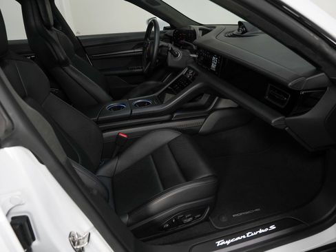 Used 2020 Porsche Taycan Turbo S AWD/4WD image 2