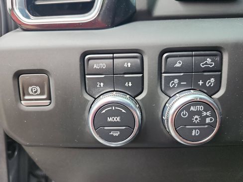 Used 2023 GMC Sierra 1500 Denali Ultimate AWD/4WD image 17