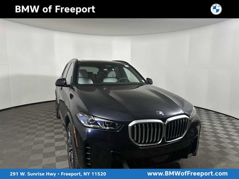 New 2026 BMW X5 xDrive40i w/ M Sport Package image 1
