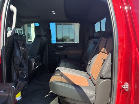 Used 2023 Chevrolet Silverado 3500 High Country image 19