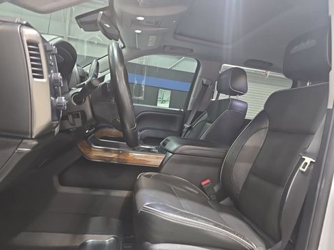 Used 2019 Chevrolet Silverado 2500 High Country w/ Duramax Plus Package AWD/4WD image 27