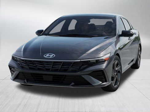 New 2026 Hyundai Elantra Sport image 6