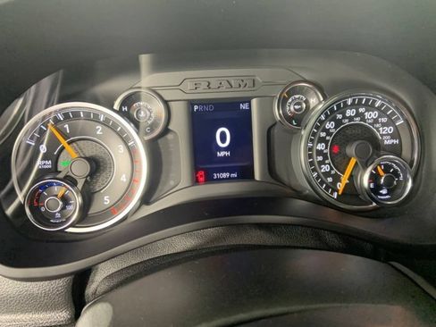 Used 2021 RAM 3500 Big Horn AWD/4WD image 30