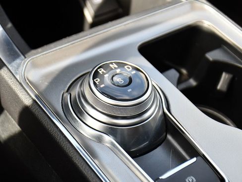 Used 2022 Ford Edge Titanium w/ Class II Trailer Tow Package image 33