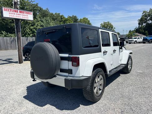 Used 2016 Jeep Wrangler Unlimited Sahara w/ Max Tow Package AWD/4WD image 2