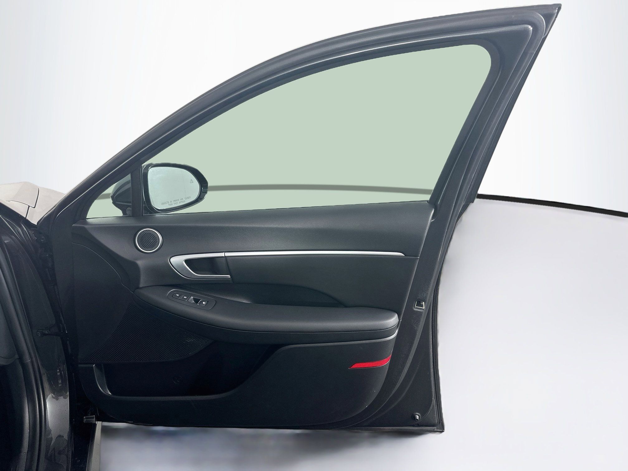 Used 2025 Hyundai Sonata SEL FWD image 32