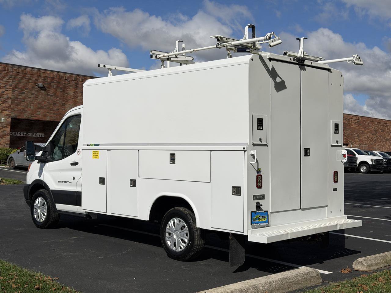 Used 2019 Ford Transit 350 138 RWD image 4