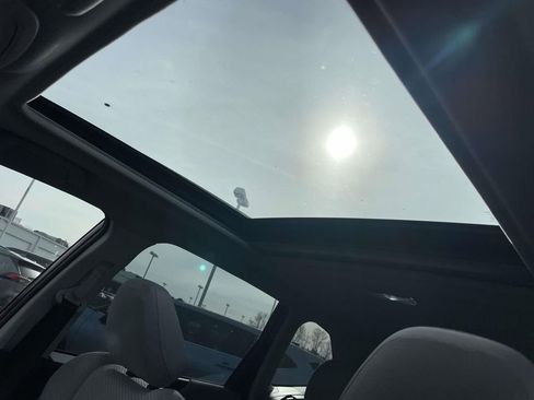 Used 2021 Subaru Forester Premium w/ Popular Package #1 image 31