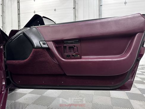 Used 1993 Chevrolet Corvette Convertible 2D image 43