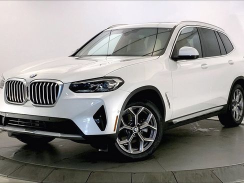 Certified 2024 BMW X3 xDrive30i w/ Premium Package w/ZPA AWD/4WD image 11