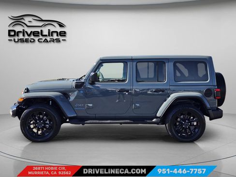 Used 2025 Jeep Wrangler Unlimited Sahara AWD/4WD image 12